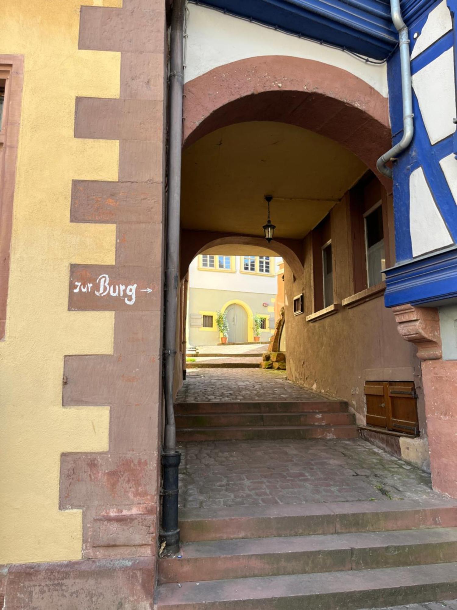 La Flamme Wertheim Garni Bed and Breakfast Exteriör bild